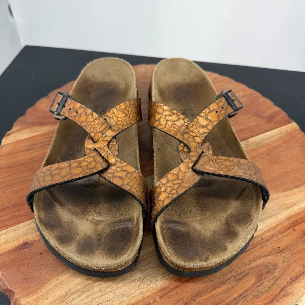 Birki’s by Birkenstock orange Bronze metallic snake cork leather sandals 37 US 6